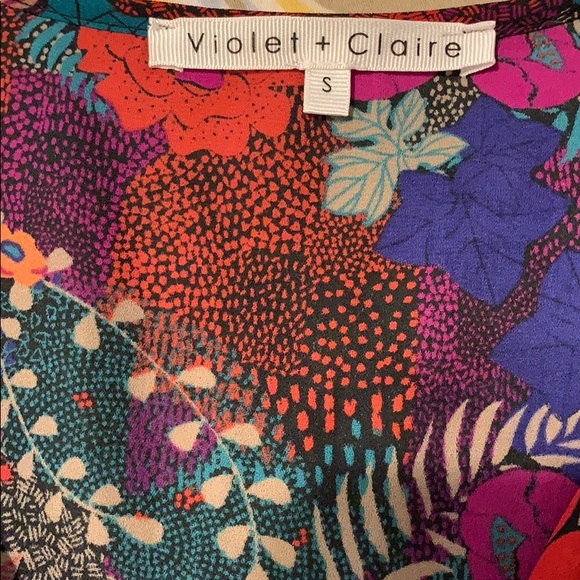 Fall Floral Blouse - Picture 4 of 7